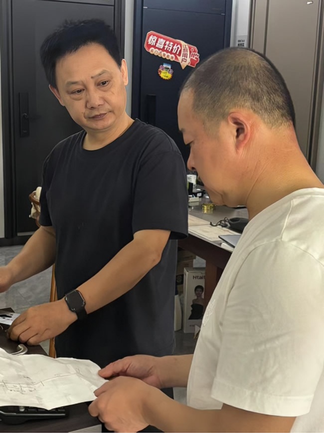 王力门业